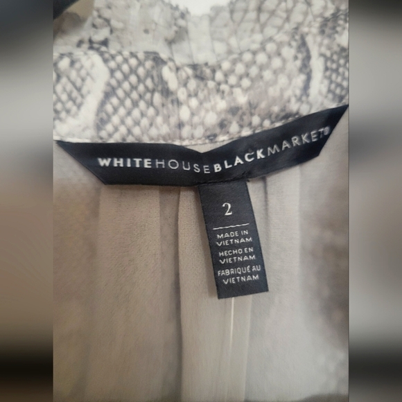 White House Black Market Grey Snakeskin Print Tank Top Ruffle BlouseNWT - Picture 4 of 7